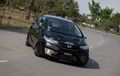 Honda Jazz GK5 Dimodif Simpel, Tampilan Racing Dengan Kaki-kaki Meaty