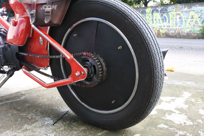 Wheeldop buatan sendiri dari plat besi.