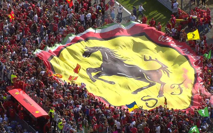 Ferrari berpesta kembali di Monza 
