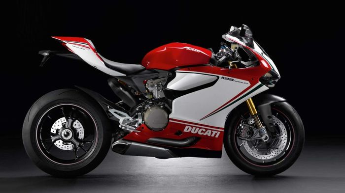 Ducati Panigale 1199 S