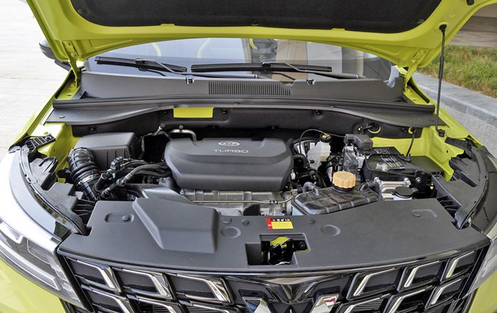 Wuling Xing Chi atau Alvez dibekali dua mesin 1.500 cc. Turbo dan Non Turbo. 