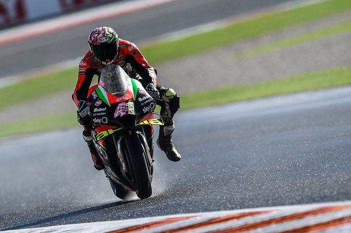 Aleix Espargaro mengaku sangat marah soal bagaimana menjalani MotoGP 2020 bersama Aprilia