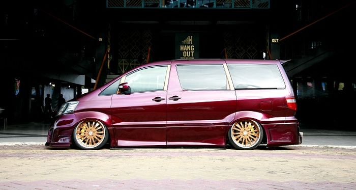 Wide body depan belakang biar ban enggak bergesekan dengan sepatbor lagi