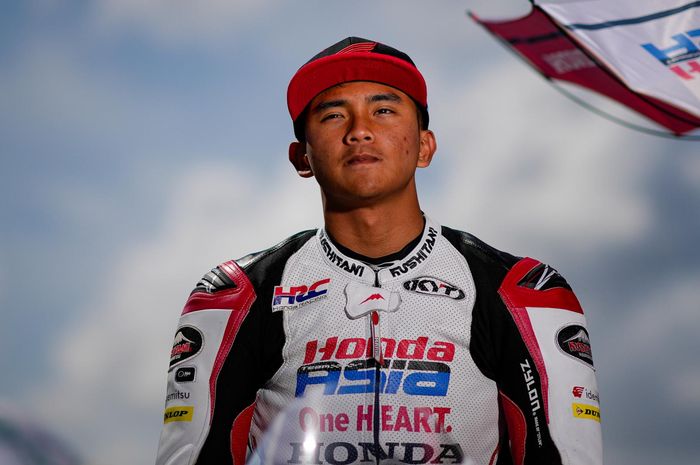 Mario Suryo Aji kini sudah mencatatkan sejarah baru bagi Indonesia di kancah grand prix. Pundi-pundi poin yang ia kumpulkan sudah lima angka. 