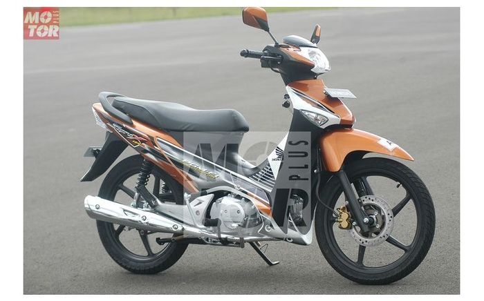 Honda Supra X 125 PGM-Fi 2005