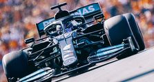 Kalah dari Max Verstappen di F1 Belanda 2021, Lewis Hamilton Punya Julukan Baru Buat Max Verstappen