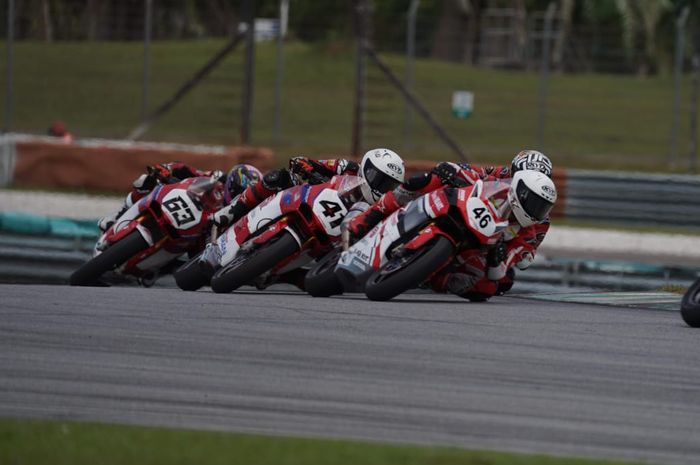 Herjun Atna Firdaus menang race 1 ARRC Sepang 2024