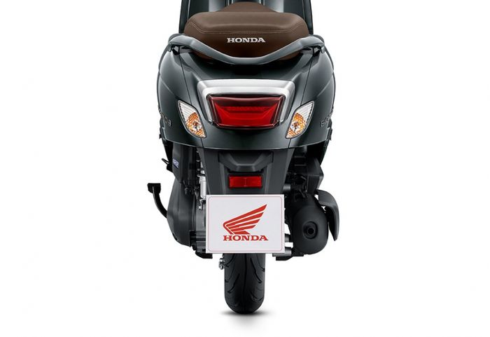 Stoplamp Honda Giorno+ sudah pakai LED, tapi sein masih bohlam