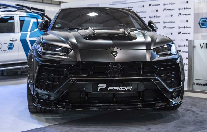 Tampilan depan modifikasi Lamborghini Urus garapan Prior Design