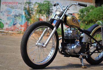 Kawasaki W175 Sisa Mesin Sasis Custom Terinspirasi Chopper