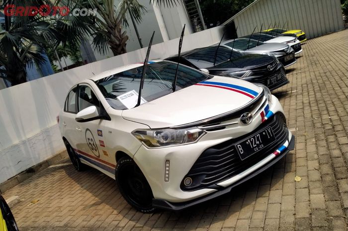 Belasan Toyota Limo Eks Taksi adu kece dalam gelaran kontes 