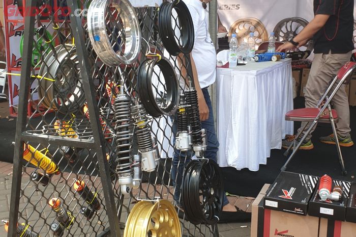 Selain diskon, VRossi bakal me-launching produk anyarnya khusus di gelaran Otobursa Tumplek Blek 2020 x Shopee 