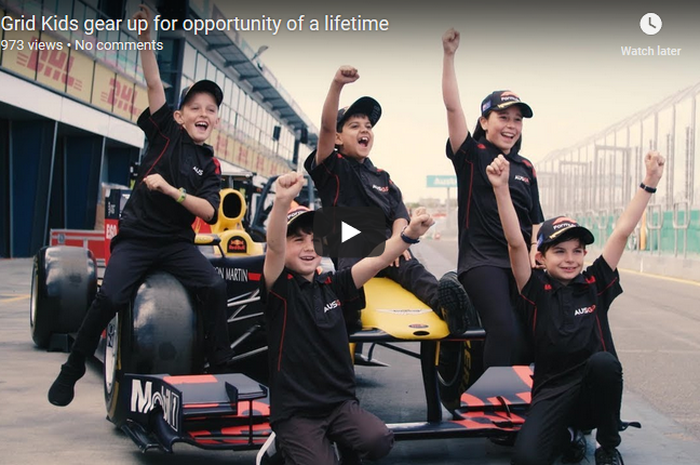 Anak-anak Australia tengah mempersiapkan diri menjadi grid kids di GP F1 Australia 2018