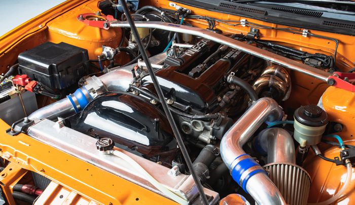 Mesin Nissan Silvia S15 sudah dibore-up dan suntik turbo hingga tenaganya jadi 396 dk