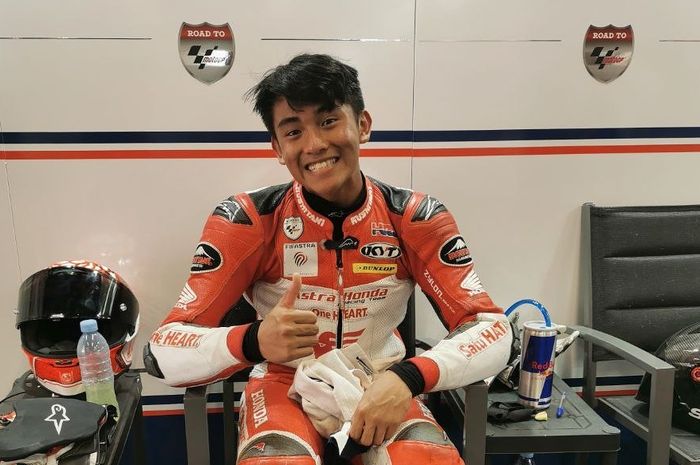 Mario Suryo Aji menjadi pole seater di CEV Moto3 Catalunya. Pertama kalinya ada pembalap Indonesia pole position di balap Eropa CEV