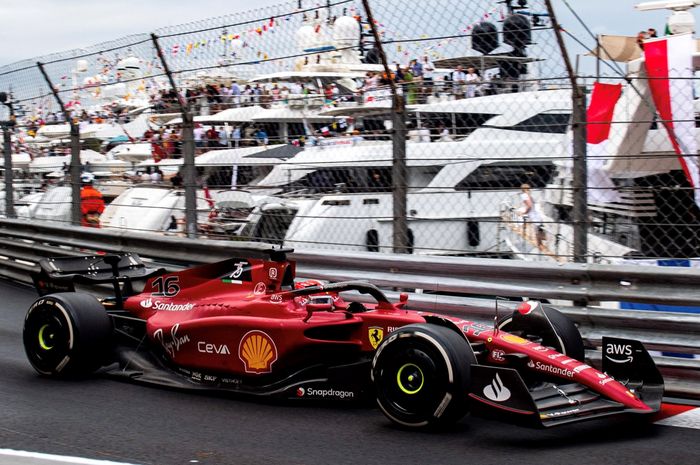 Charles Leclerc kecewa dengan kesalahan yang dilakukan tim Ferrari pada balap F1 Monako 2022