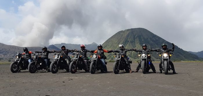 Komunitas Rebel Owner Community singgah di Bromo