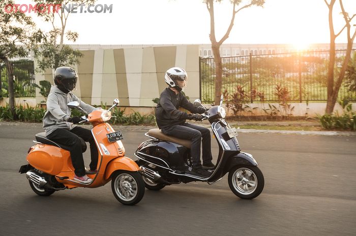 Ilustrasi Vespa Sprint 150 3V dan Primavera 150 3V