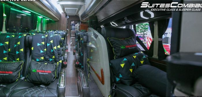 Ilustrasi interior bus Suites Combi PO Gunung Harta.