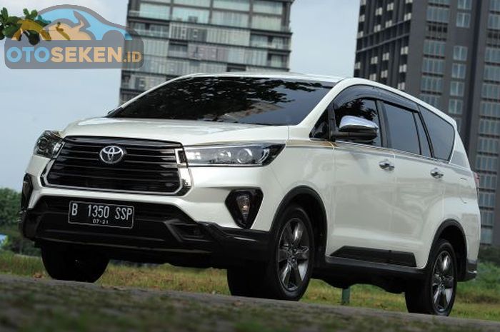 Spesifikasi dan harga Toyota Kijang Innova Venturer Bensin tahun 2020 seken