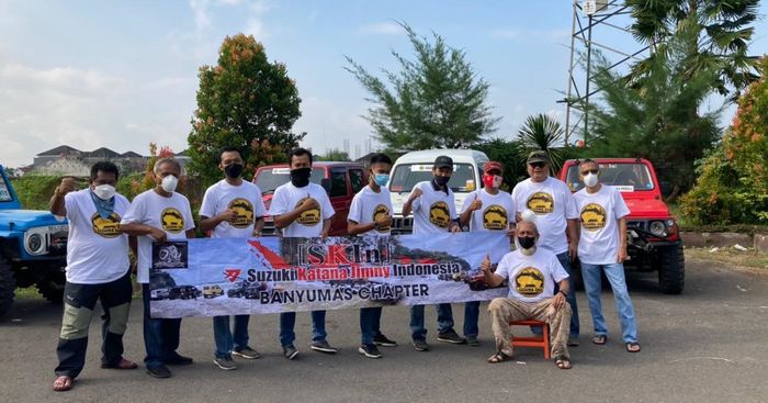 Perwakilan bakti sosial KAGAMA 4X4 ADVENTURE dalam bakti sosial di Banyumas (13/7/2021)