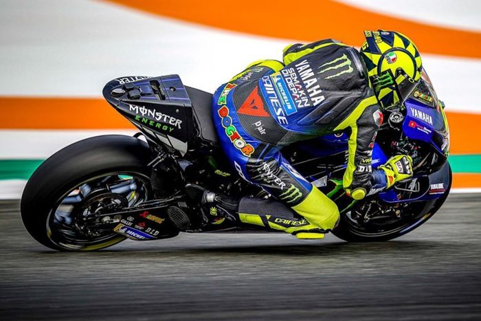 Valentino Rossi akan jadi pembalap tim satelit Petronas Yamaha