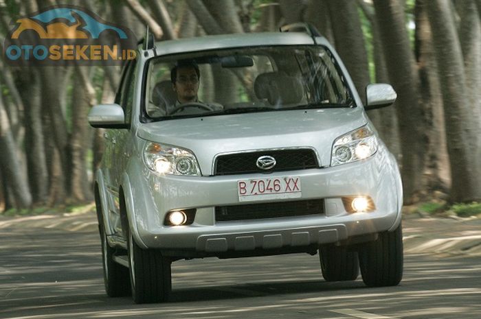 Spesifikasi dan kisaran harga Daihatsu Terios tahun 2007 seken