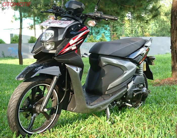 Bagian samping Yamaha All New X-Rider 125