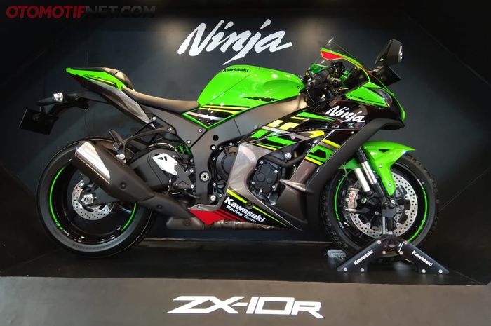 Ninja ZX-10R Versys 1000 dan W800 Cafe Edisi 2019 Resmi 