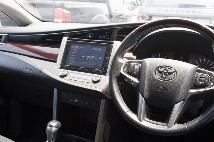 Toyota Kijang Innova Reborn Q AT Diesel 2016