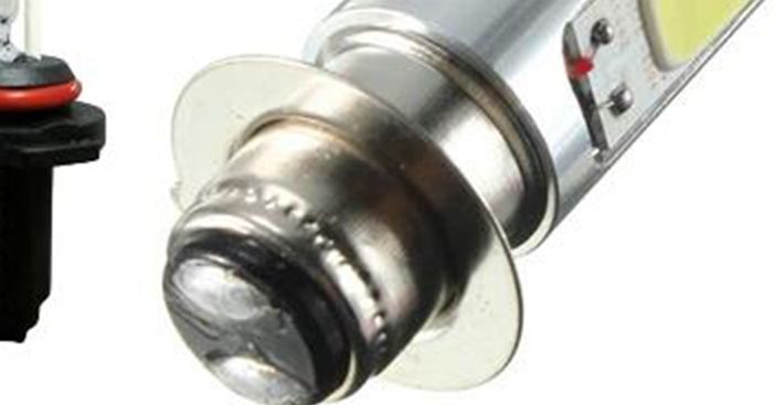 Bohlam dengan kaki M5