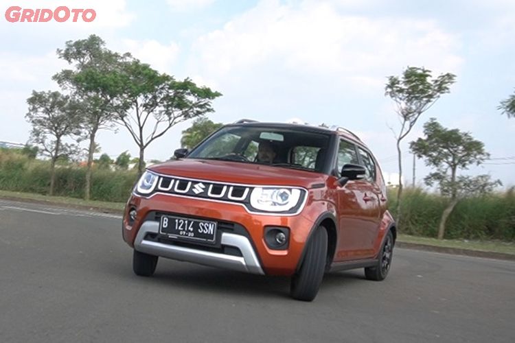 Suzuki Ignis Gx Ags Lawan Renault Kwid Climber Lebih Cepat Mana Gridoto Com