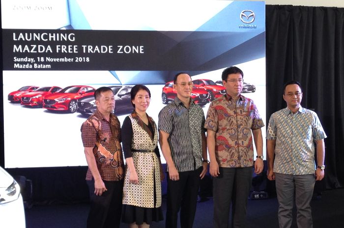 Peresmian dealer Mazda di Batam