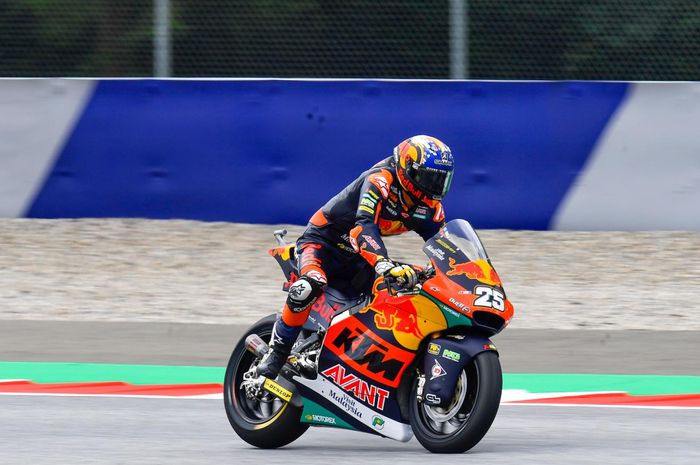 Raul Fernandez naik ke MotoGP musim 2022