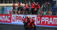 Sempat Kewalahan Saat Start, Pecco Bagnaia Menang Sprint MotoGP Emilia Romagna 2024