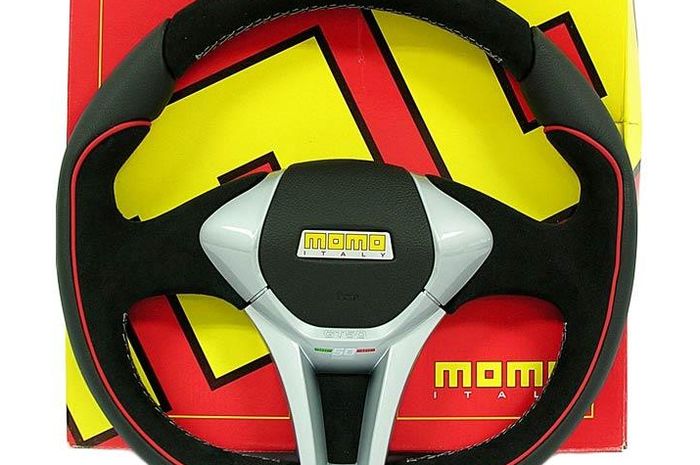 Momo GT50-RD