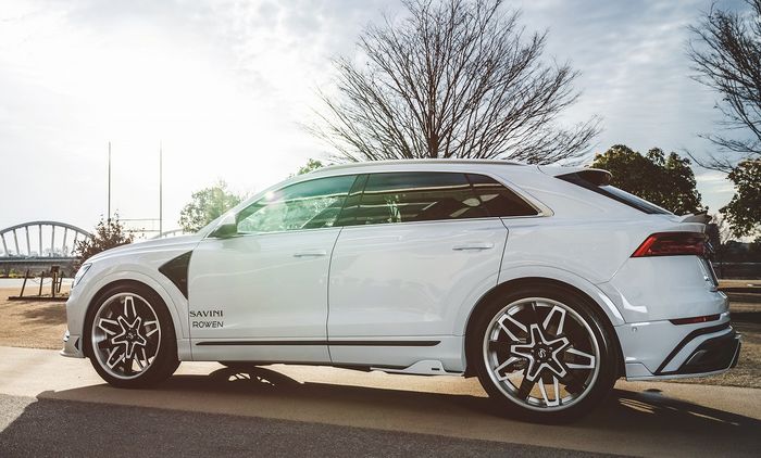 Modifikasi Audi Q8 pasang pelek Rowen Savini ukuran 24 inci