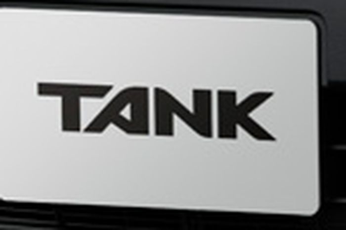 Toyota Tank dari depan