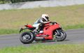 Test Ride Ducati Panigale V2, Jadi Panigale Paling Murah, Tapi Fitur Tetap Kekinian!