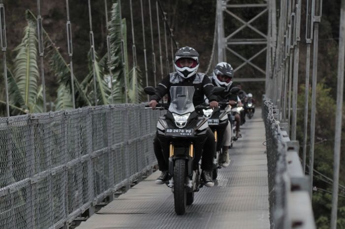 Honda CB150X cocok untuk adventure