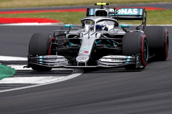 Pembalap Mercedes, Valtteri Bottas merasa kecewa meski berhasil meraih podium kedua di balapan F1 Inggris 2019