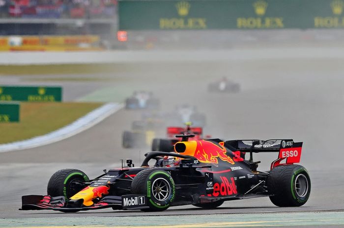 Banyak crash terjadi, Max Verstappen berhasil meraih kemenangan, sementara Sebastian Vettel naik podium ,berikut hasil balapan F1 Jerman