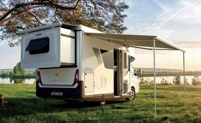 Penampakan Hyundai H-100 dimodif jadi motorhome