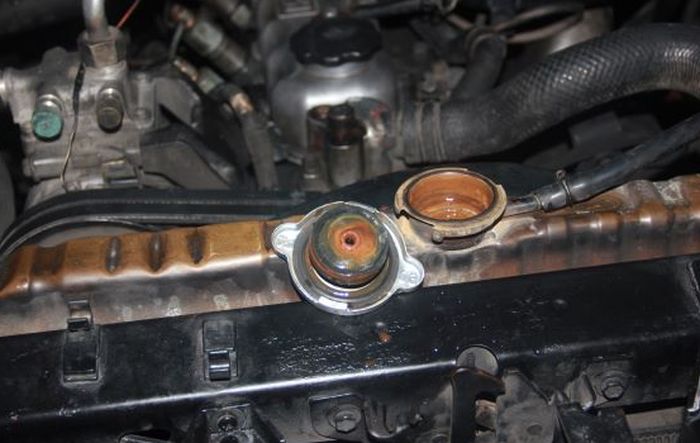 Dampak radiator mobil berkarat