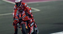 Naik Podium Balapan MotoGP Qatar 2023, Pecco Bagnaia Menjauh dari Jorge Martin di Klasemen