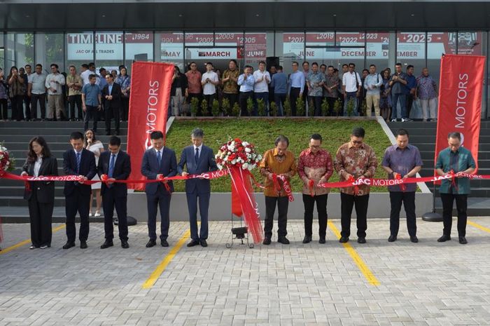 JAC resmikan dealer pertama mereka di Indonesia, berlokasi di PIK , Jakarta Utara