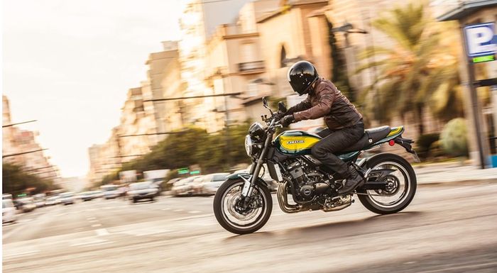 Kawasaki Z900RS
