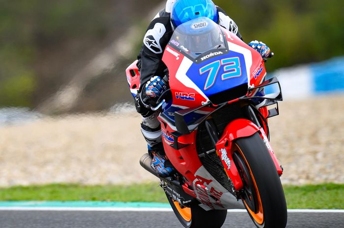 Pembalap tim Repsol Honda, Alex Marquez mengaku tidak ingin memasang target terlalu tinggi pada MotoGP musim 2020