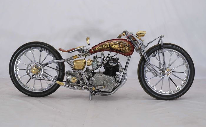 Juara nasional kategori FFA diraih oleh Andri Hendrawan dengan Honda CB175 Twin