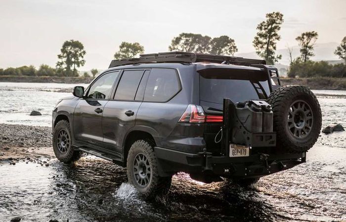 Kaki-kaki mobil sudah dipersiapkan khusus